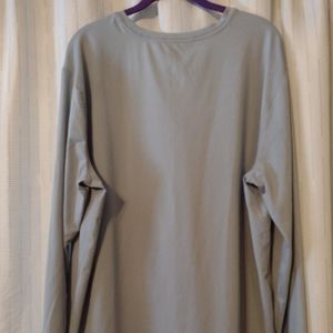 Gray long sleeve XXL shirt